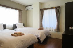 �Q�X�g���[��